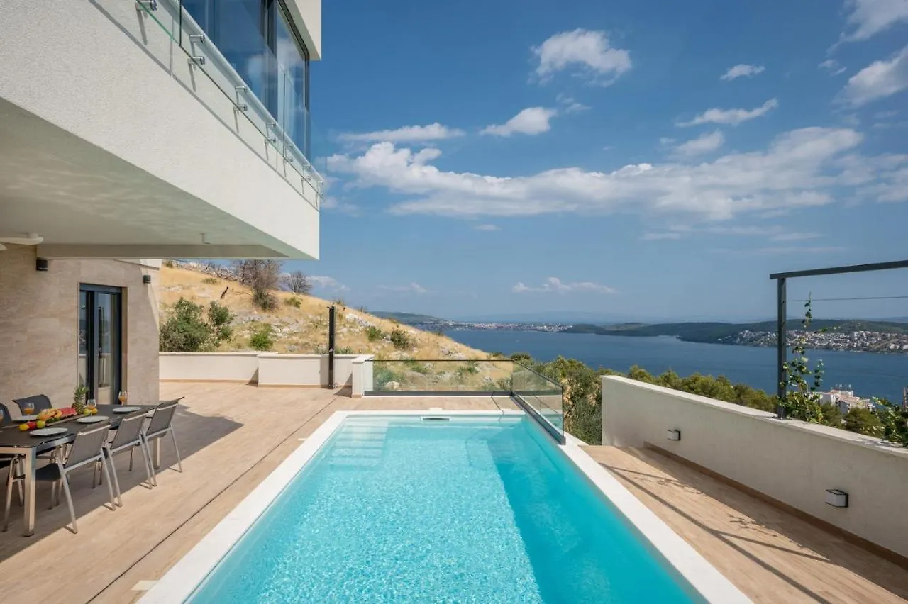 New Villa Astera -Heated Pool, 4 Bedrooms, And Sea Views Seget Vranjica 0*,