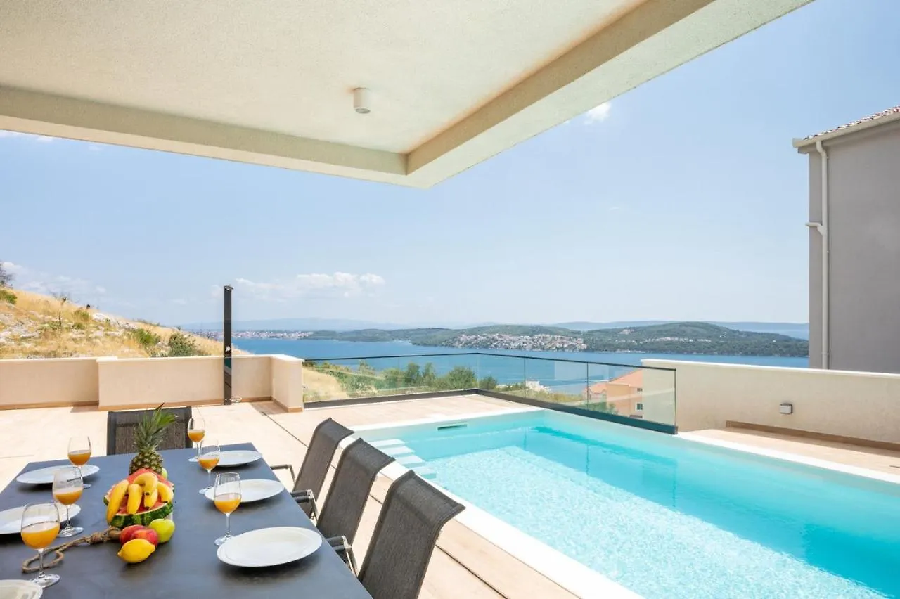 New Villa Astera -Heated Pool, 4 Bedrooms, And Sea Views Seget Vranjica