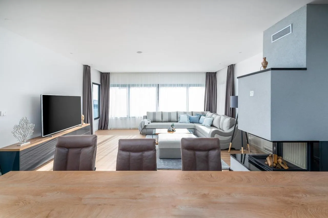 New Villa Astera -Heated Pool, 4 Bedrooms, And Sea Views Seget Vranjica 0*,