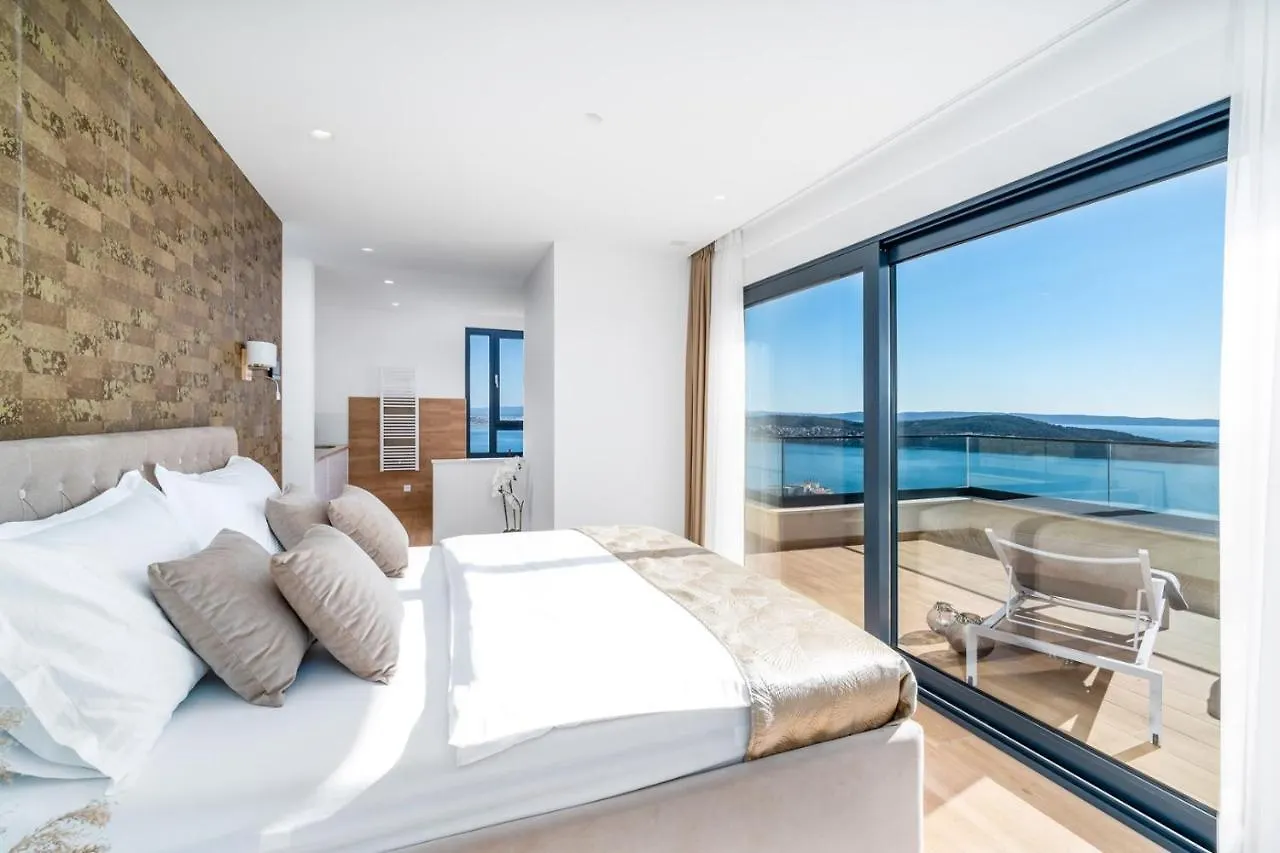 New Villa Astera -Heated Pool, 4 Bedrooms, And Sea Views Seget Vranjica Croatia