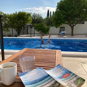 Vlatino Villa